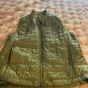 Men's Olive Green Quilted Puffer Vest
